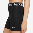 Nike Pro Women's 365 5 Inch Short in black